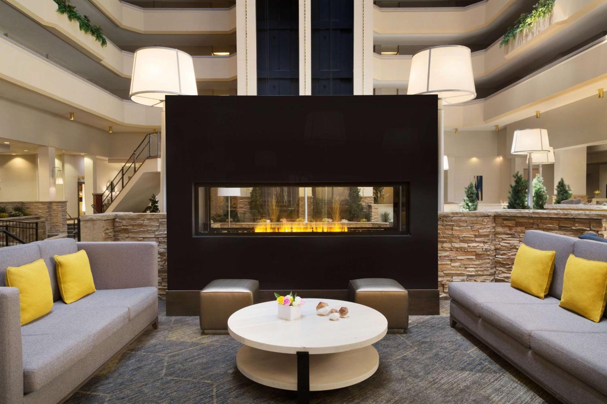 Hilton Форт Коллинс Экстерьер фото